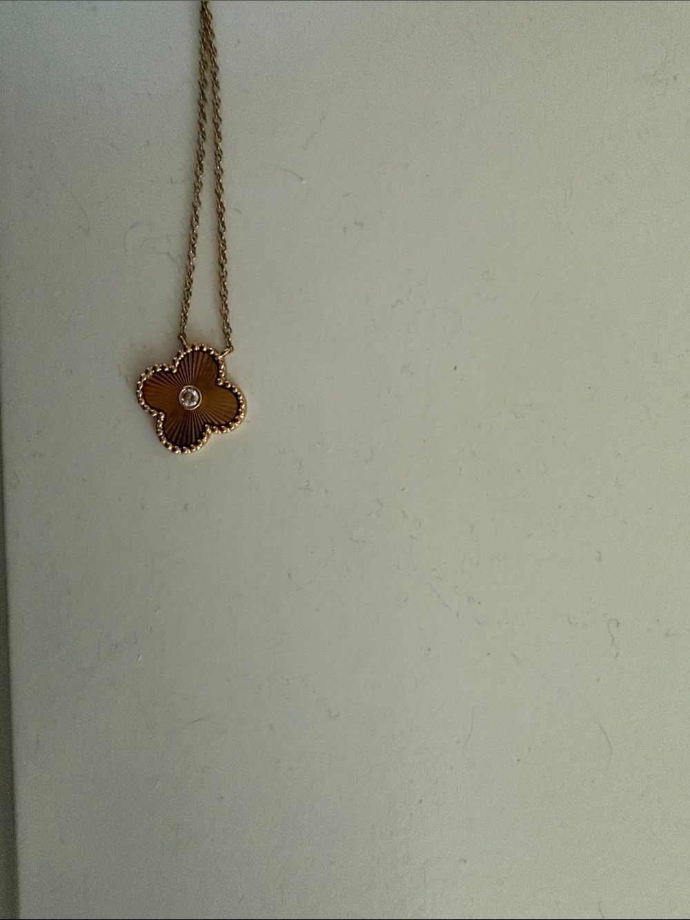 14k solid Gold Clover Pendant Necklace with diamond Center Stone